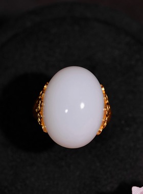 天然新疆和田白玉18k金镶嵌女款蛋面时戒指复古款厚装饱满