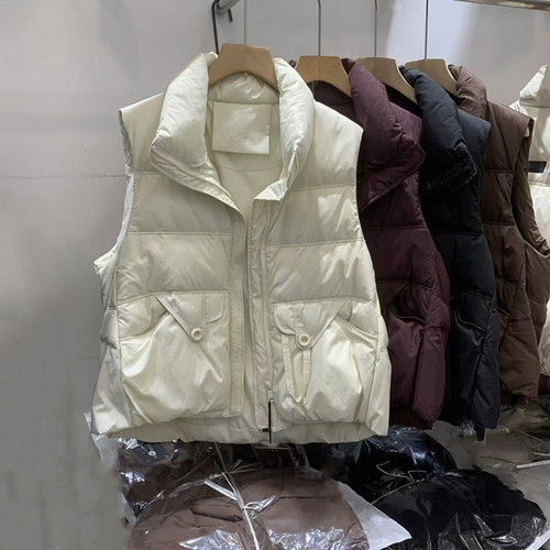 拉链立领宽松白鸭绒背心马甲