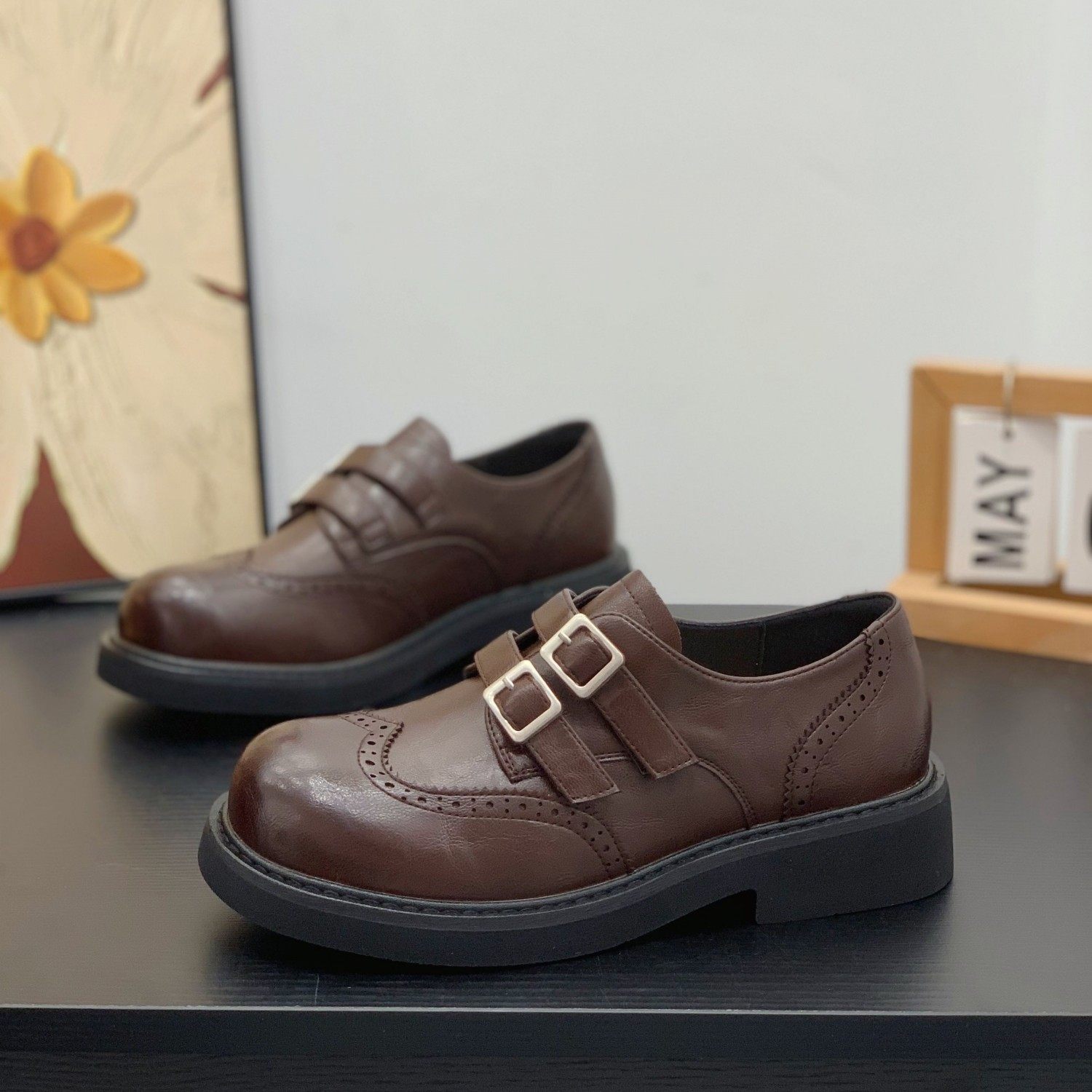 复古雕花布洛克鞋女2026春新款魔术贴双排扣乐福鞋粗跟圆头小皮鞋,女鞋,牛津鞋/布洛克鞋/德比鞋,淘宝优惠券,粉丝福利购,淘宝优惠卷