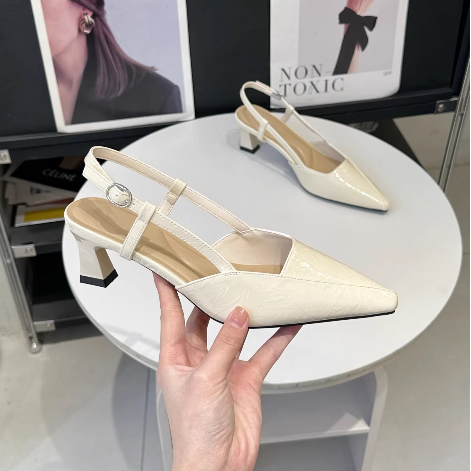 法式气质包头凉鞋女2026夏季新款仙女风方头细跟5cm配裙子高跟鞋