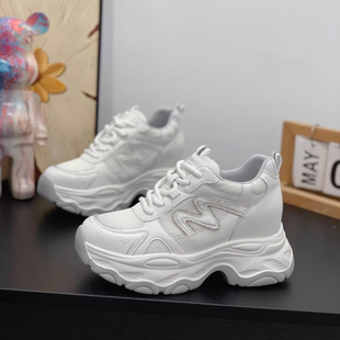 透气网面内增高7CM运动鞋 小个子韩版 新款 女2026年夏季 真皮老爹鞋