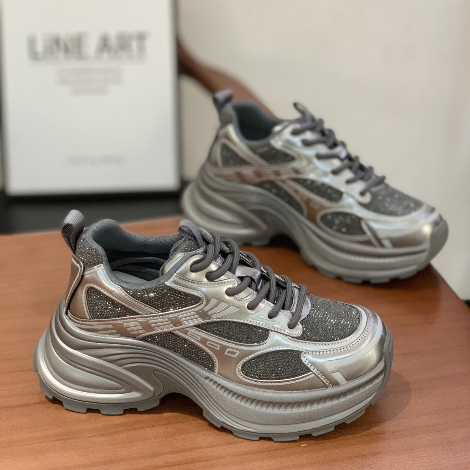 小个子松糕厚底显瘦百搭运动鞋