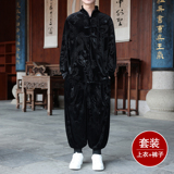 黑色