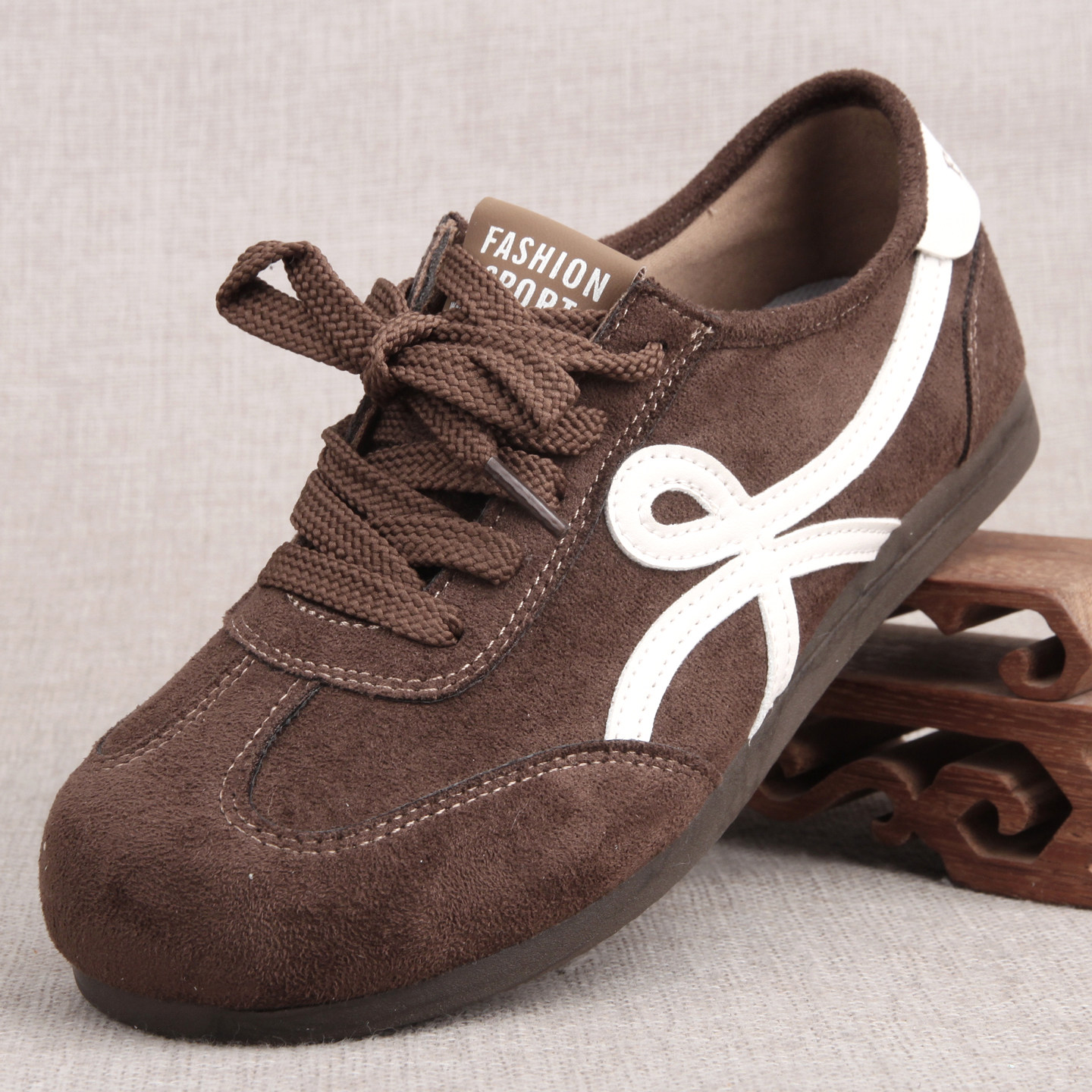 2026年春季新款老北京布鞋女复古德训鞋时尚休闲鞋系带平底女单鞋,女鞋,德训鞋,淘宝优惠券,粉丝福利购,淘宝优惠卷