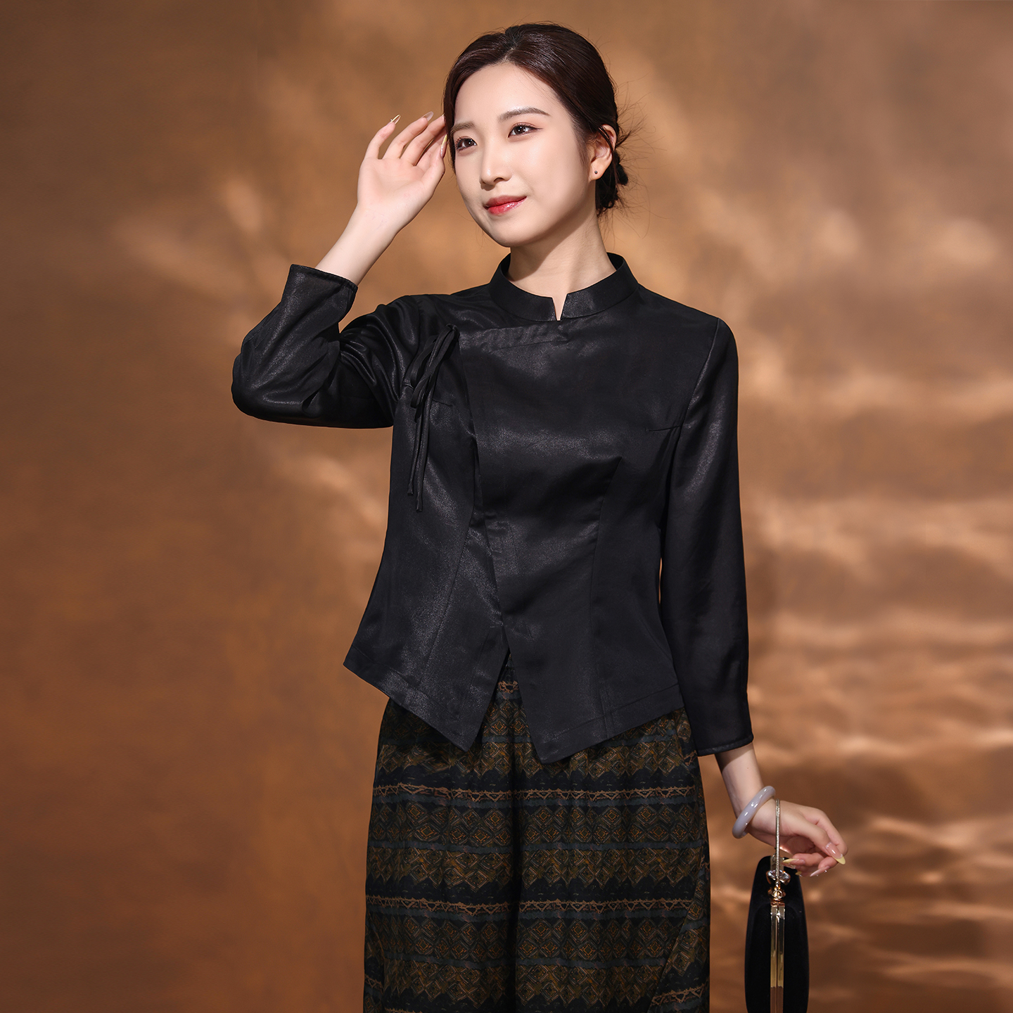 蝶恋素绉缎香云纱真丝上衣