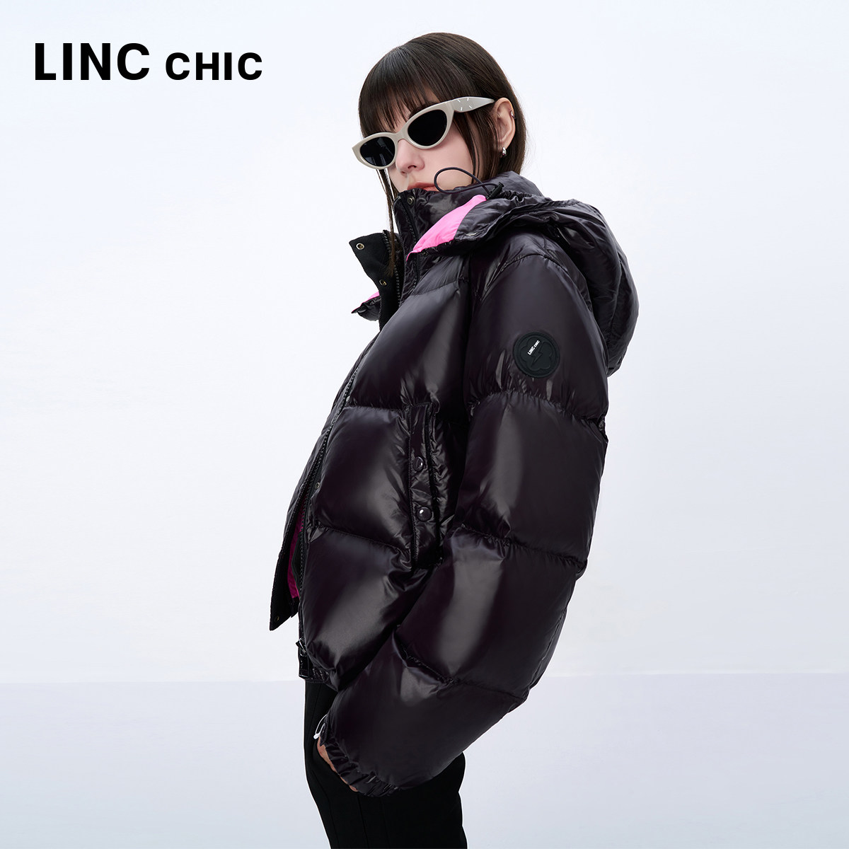 【明星同款】LINC金羽杰2024年冬季新品连帽面包感短款羽绒服女