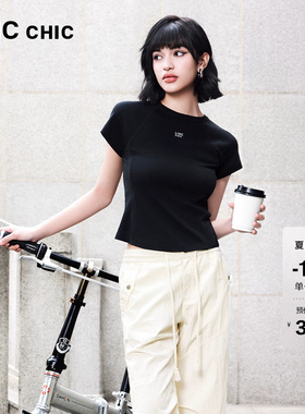 LINC金羽杰夏季新款短袖舒适简约圆领半袖黑色T恤女上衣FK301Y