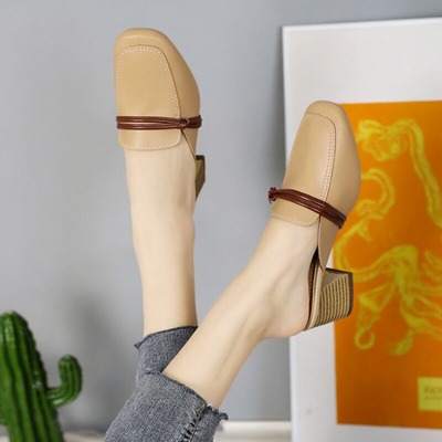 百搭试衣间拖鞋女秋冬新款气质方头粗跟小码包头拖舒适软皮高跟鞋