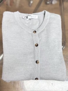 西班牙单～Z原订单剩余羊毛羊驼毛混纺打底开衫 ～现货次日发