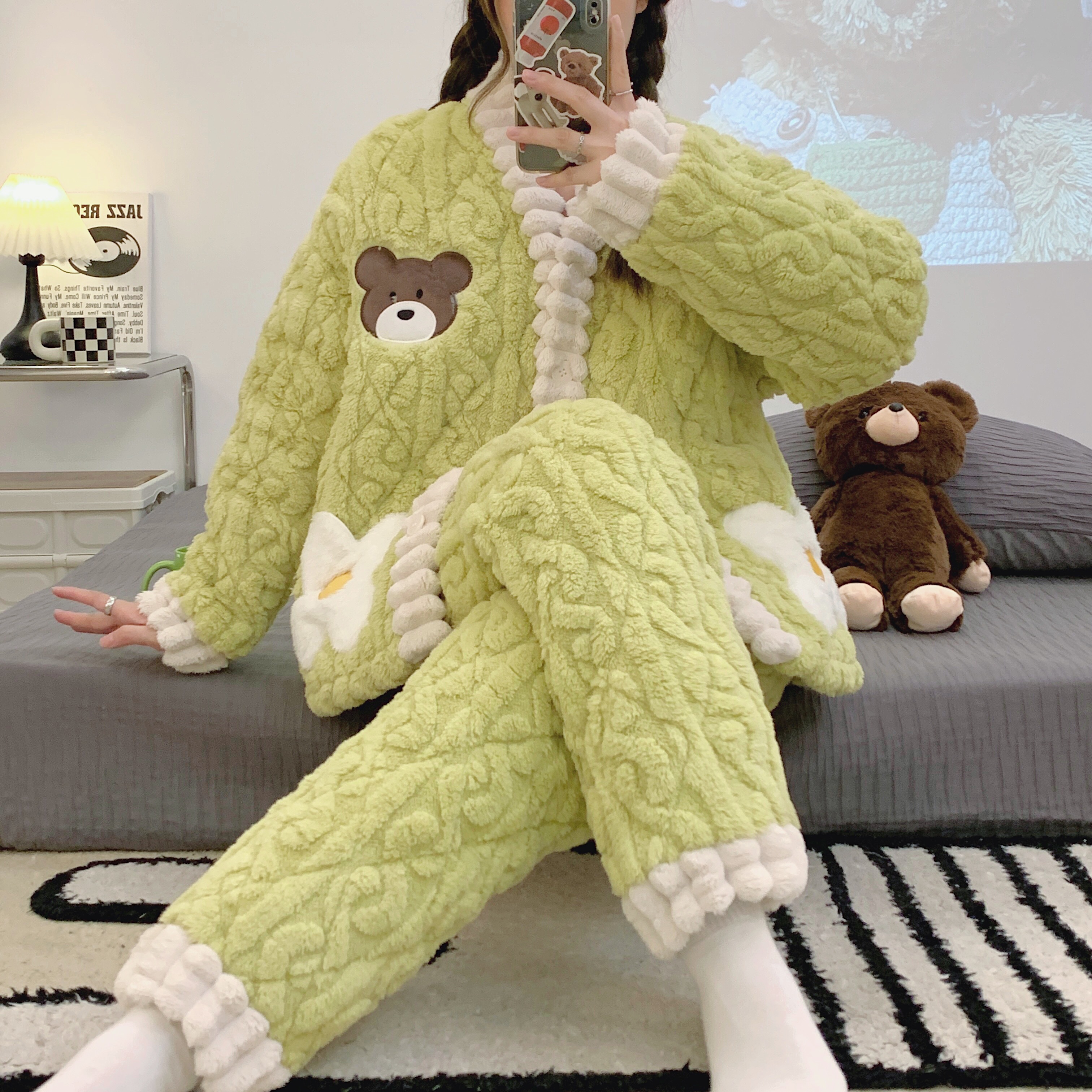 睡衣女冬加厚加绒三层夹棉保暖学生少女大童冬天珊瑚绒家居服套装