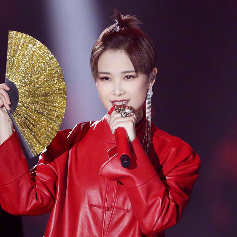 欧美大牌自走秀款三角形超长款流苏耳环满钻超闪李宇春同款耳环