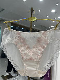 269 WB13G5配套 华歌尔新款 金标WP33G5女士中低腰三角蕾丝刺绣内裤