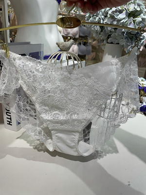 Salute莎露特 LP3333 刺绣蕾丝中低腰三角女内裤LB3333配套780