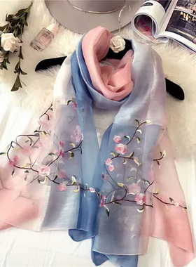 真丝围巾女春秋新款桑蚕丝拼色花朵丝巾刺绣绣花长款披肩