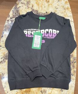 R R佛山店2025年秋季新款男女同款卫衣运动休闲上衣不可比喻