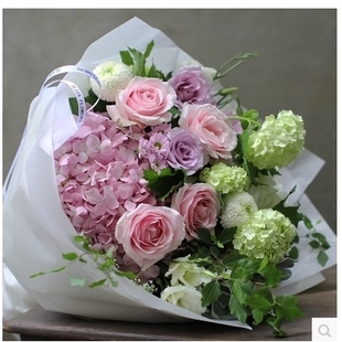 诸暨市客运中心大润一百货郭家三角广场鲜花店七夕节速递玫瑰花束