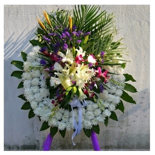 凤阳县府东街禁垣南路安徽科技学院门台鲜花店配送白事花圈清明节