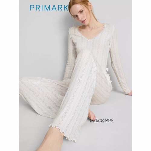 英国Primark女款成人大童奶白温柔小碎花吊带家居服长睡短裤