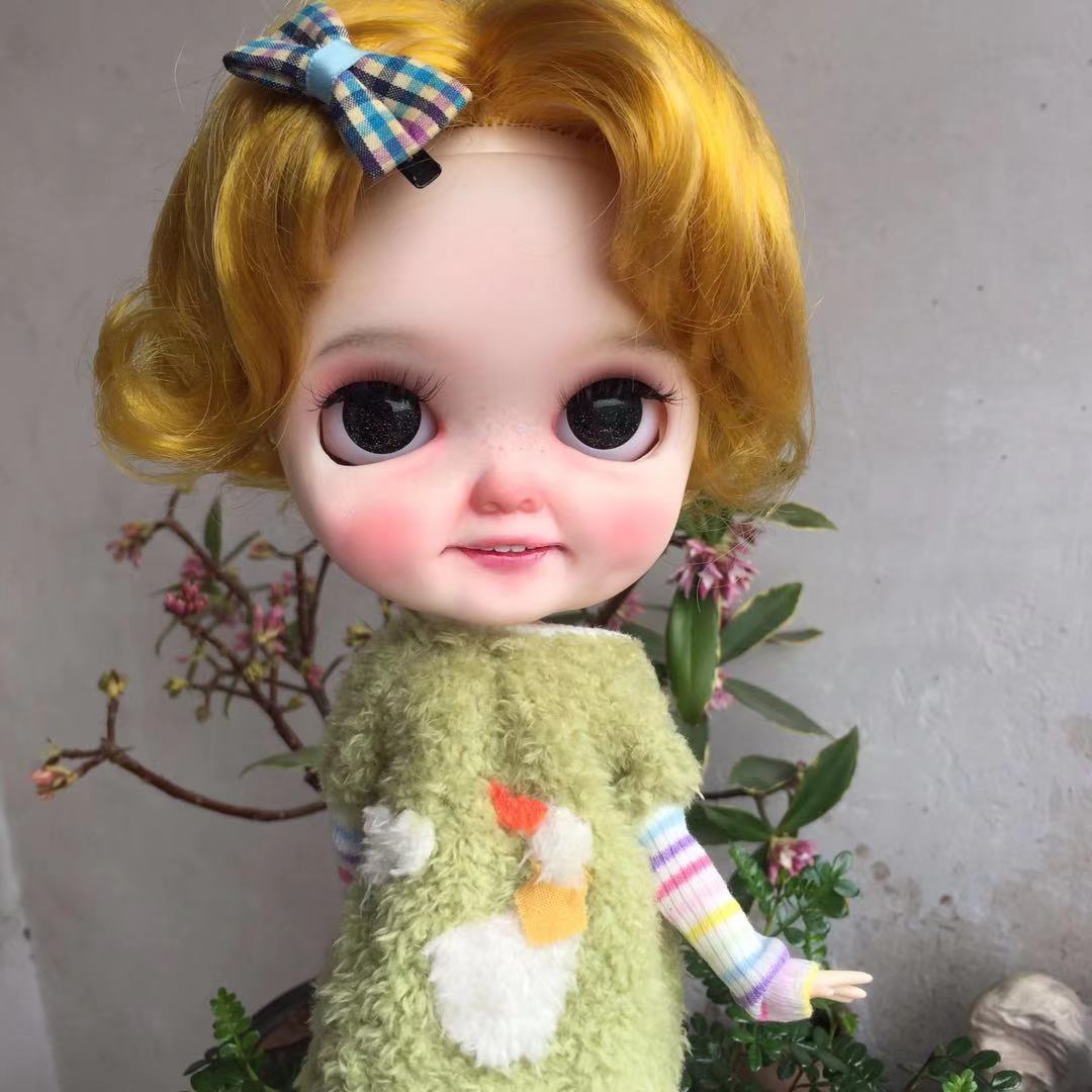 纯手工小布改娃 金色头发奶奶慈爱微笑妆容blythe补土娃 改娃定金