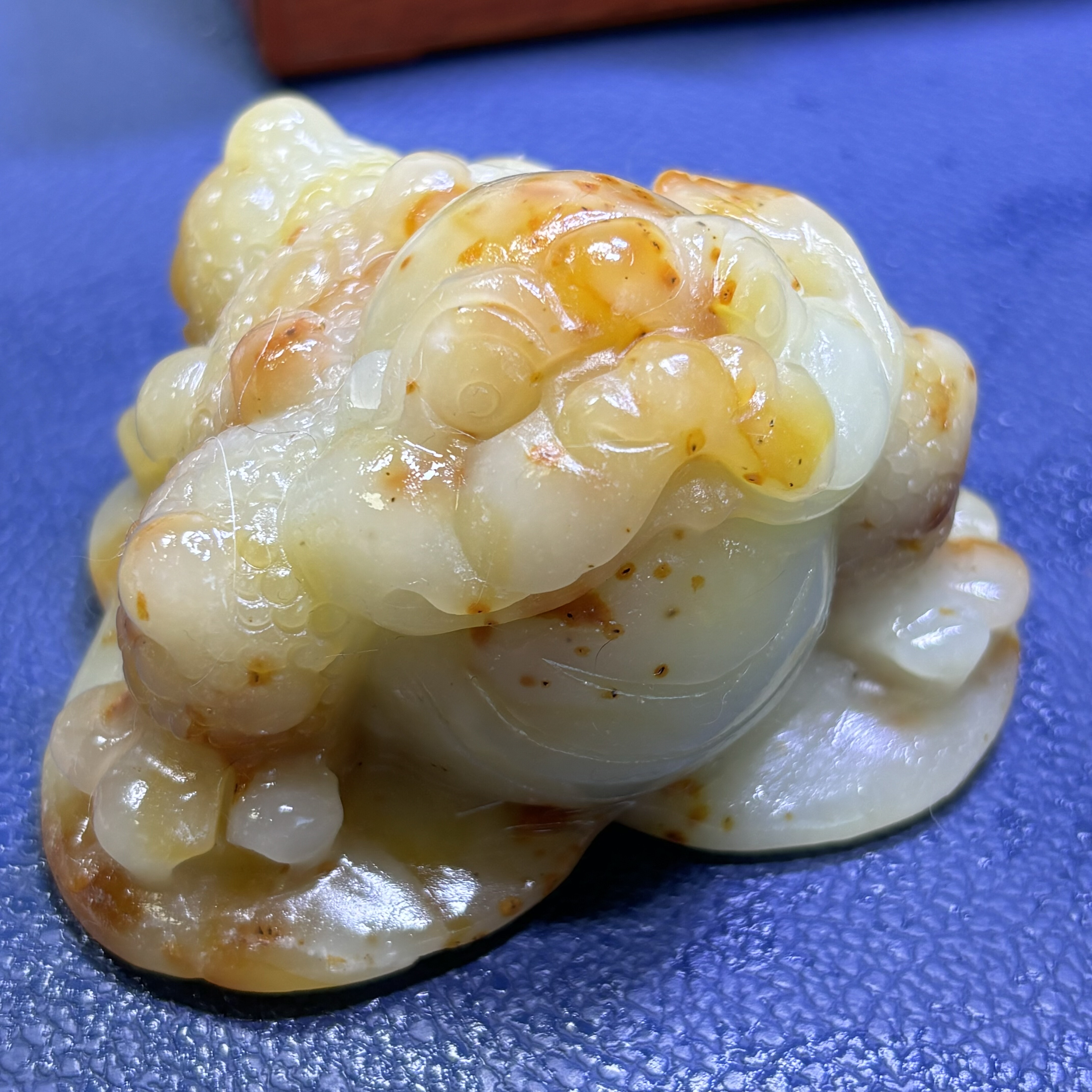 天然岫玉辽阳花玉桂花糕金蟾小摆件鸿运当头手工雕刻正品包邮