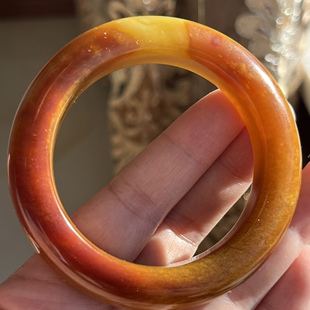 天然岫玉辽阳花玉红糖色手镯精品俏色天然花纹金龙鱼53口径正品