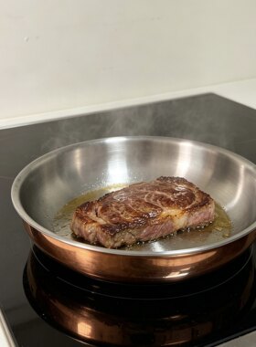 出德国铜包304不锈钢五层复合一体无柄平底煎锅烤盘煎盘万用锅24