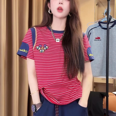 潮牌刺绣撞色条纹短袖T恤女