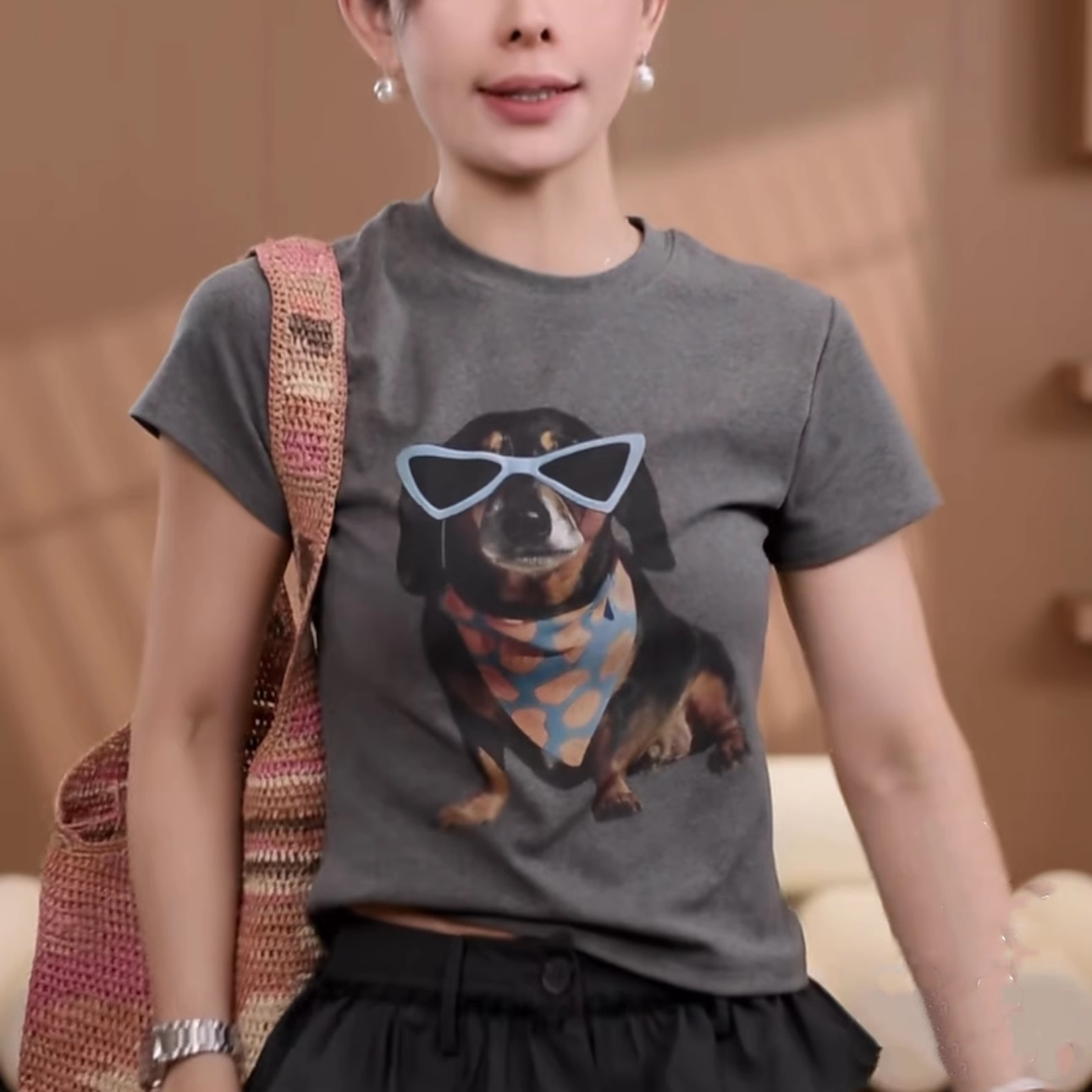 卡通墨镜小狗印花短袖T恤女2026夏季新款时尚百搭显示减龄上衣ins