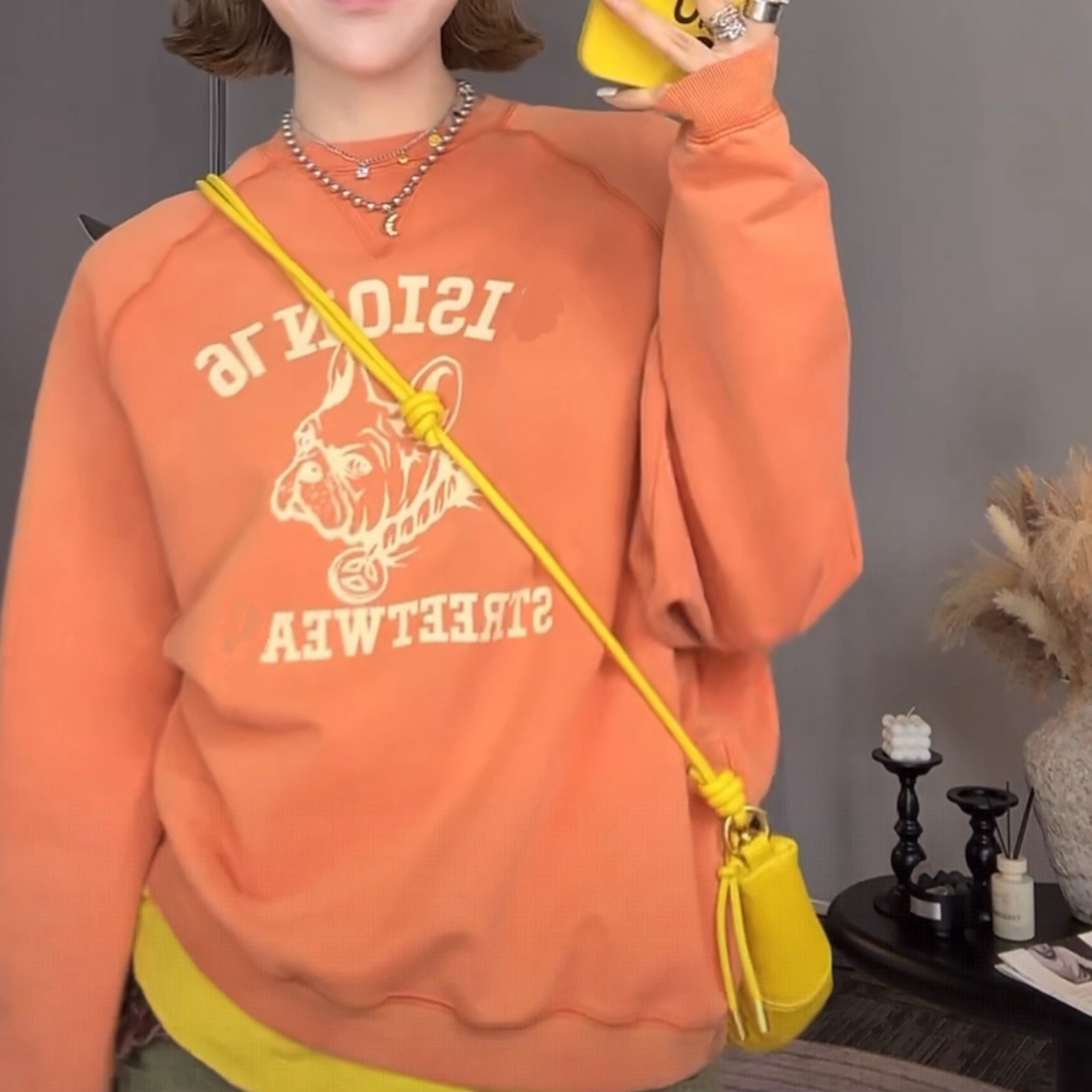 美式复古风字母印花圆领卫衣女