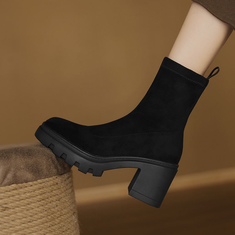 粗跟绒面瘦瘦靴通勤黑色方头短靴