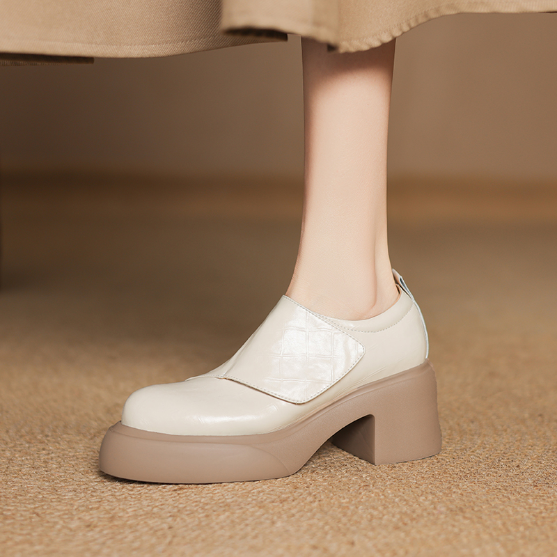 魔术贴一脚蹬小皮鞋百搭真皮单鞋