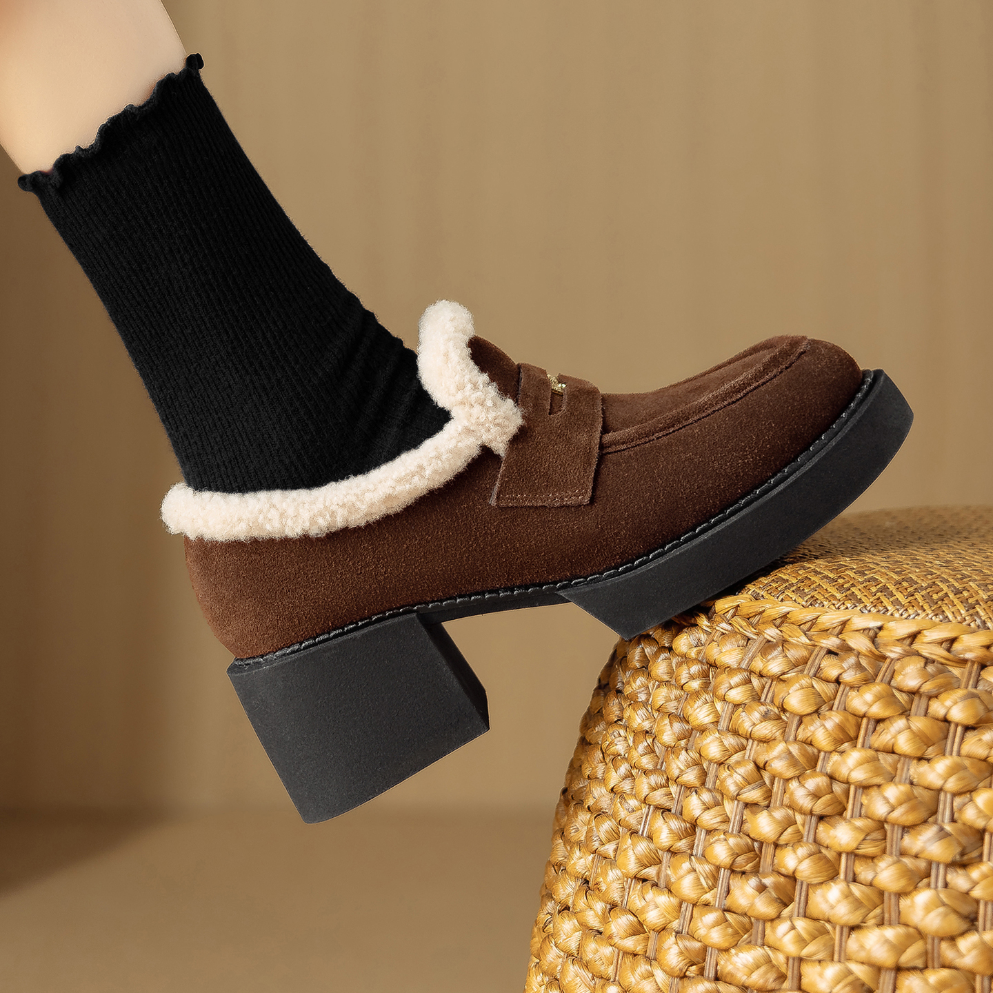 6.5m高跟粗跟厚底毛毛鞋女