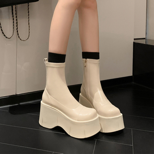 防水台松糕底短靴英伦风小个子增高瘦瘦腿弹力靴 靴子女2025年新款