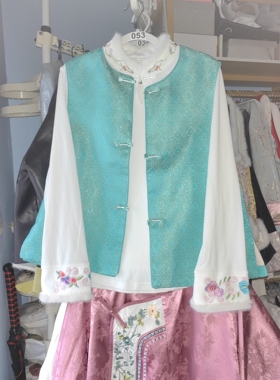 罗绮者53号孔雀蓝色重工宋锦刺绣马甲+弹力衫+鹅黄色醋酸刺绣马甲