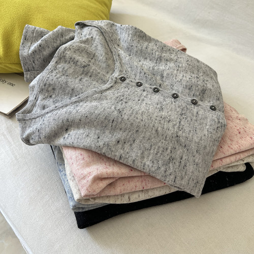 亚麻羊毛混纺圆领套头针织衫