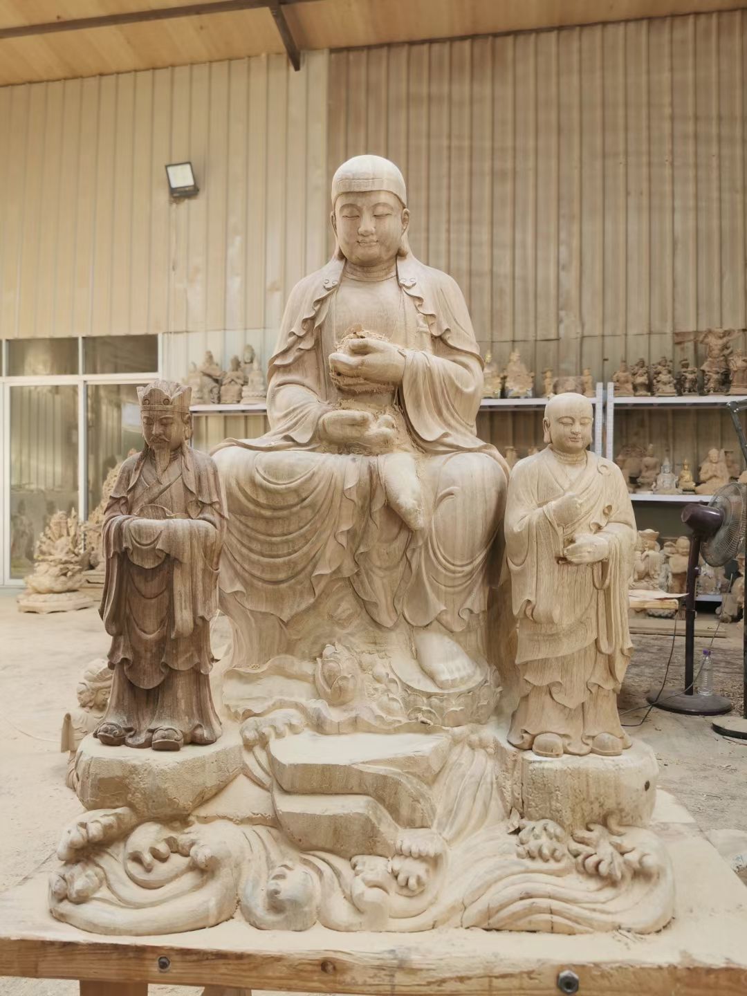 定制木雕定制精品木雕佛像神像造像修复佛像贴金佛像神像翻新