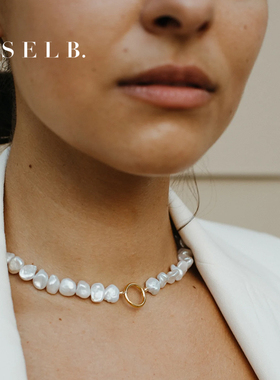 GISELB24k镀金不规则珍珠字母