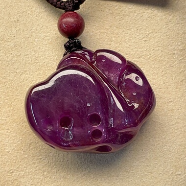 天然红宝石随形吊坠毛衣链紫红色高货28.9*23.2*13.5mm情人节礼物