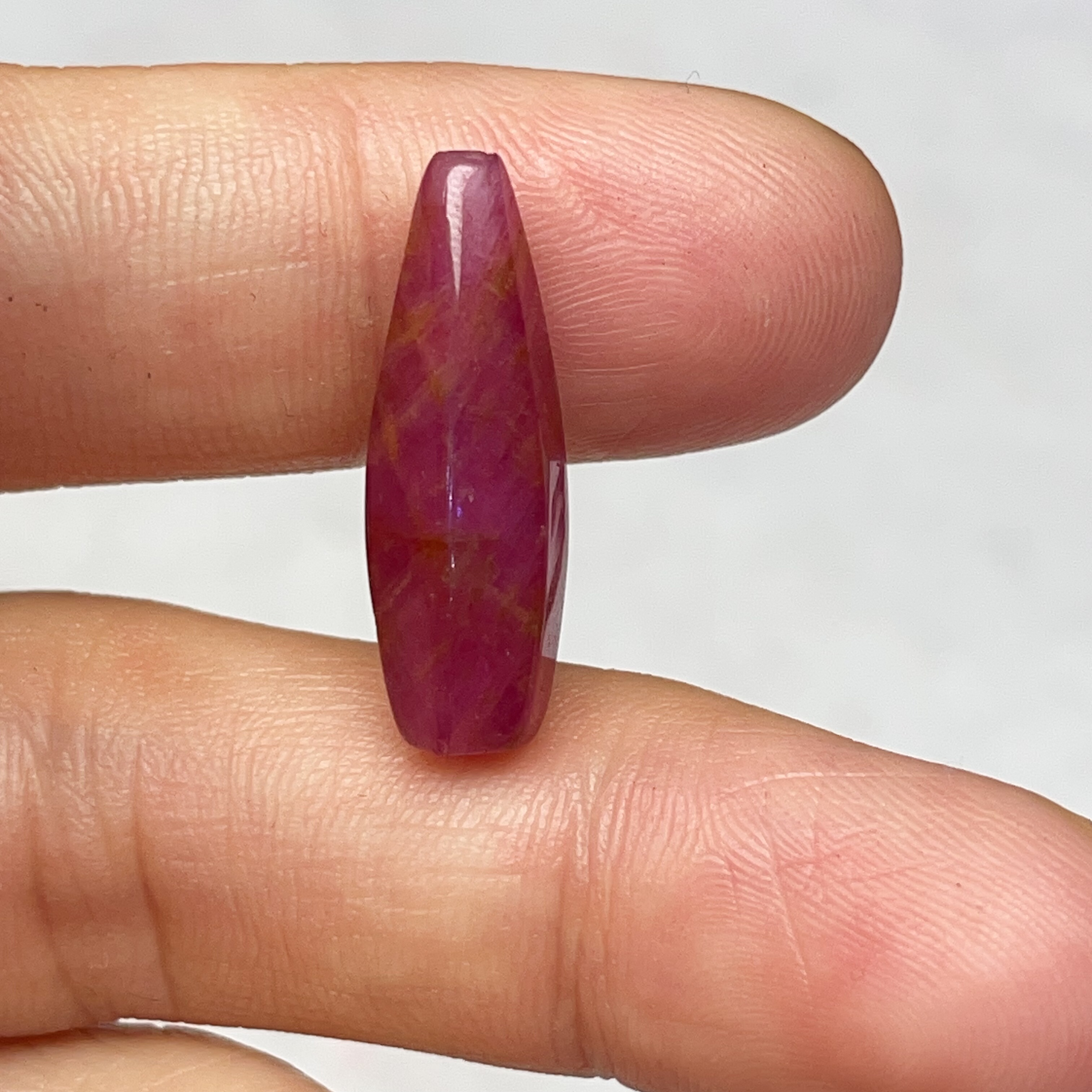 11.45ct天然无烧六柱体红宝石挂坠吊坠6.9*22mm文玩串珠搭配石DIY