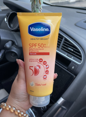 发新包装！泰国Vaseline/凡士林亮白身体乳支装300ML