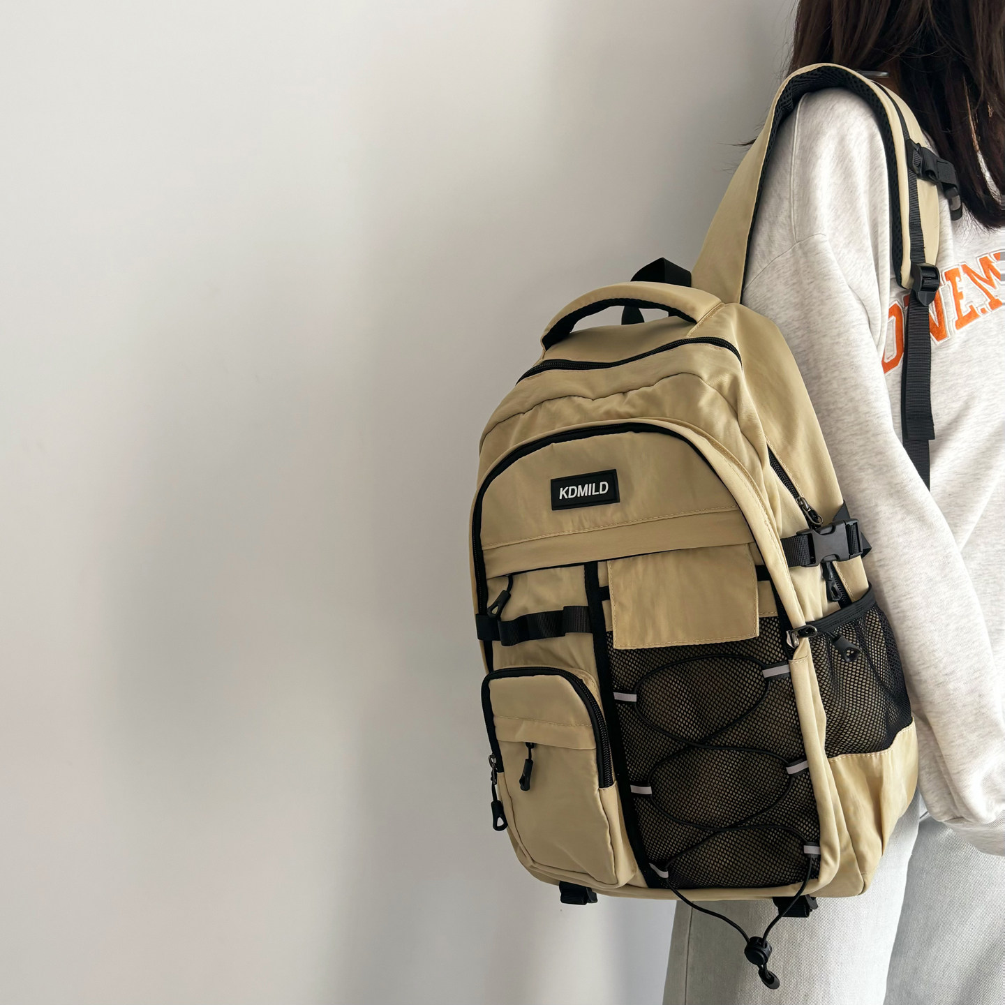 轻便防泼水双肩包女初中生高中减负护脊大容量书包登山旅游背包男,箱包皮具/热销女包/男包,双肩背包,淘宝优惠券,粉丝福利购,淘宝优惠卷