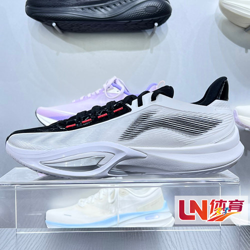 李宁2026新款男子闪凌3 V2轻量高回弹缓震耐磨防滑篮球鞋ABPW017
