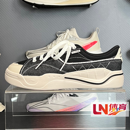李宁休闲鞋 2026夏季新品轻帆情侣板鞋时尚经典运动鞋AGCW047