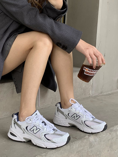 NewBalance男女跑步运动老爹鞋