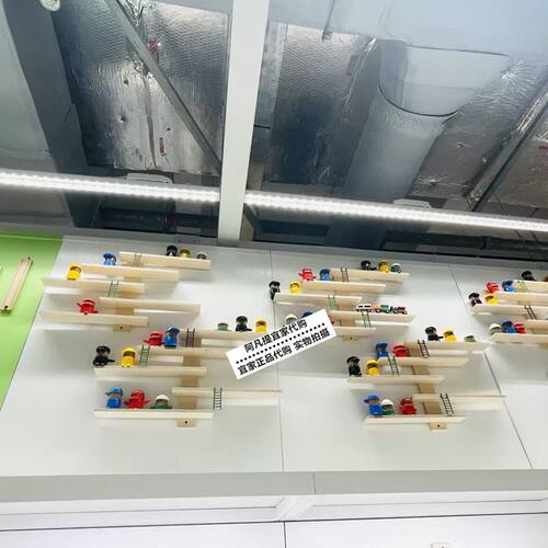 宜家卢斯蒂格墙搁板玩具摆放架