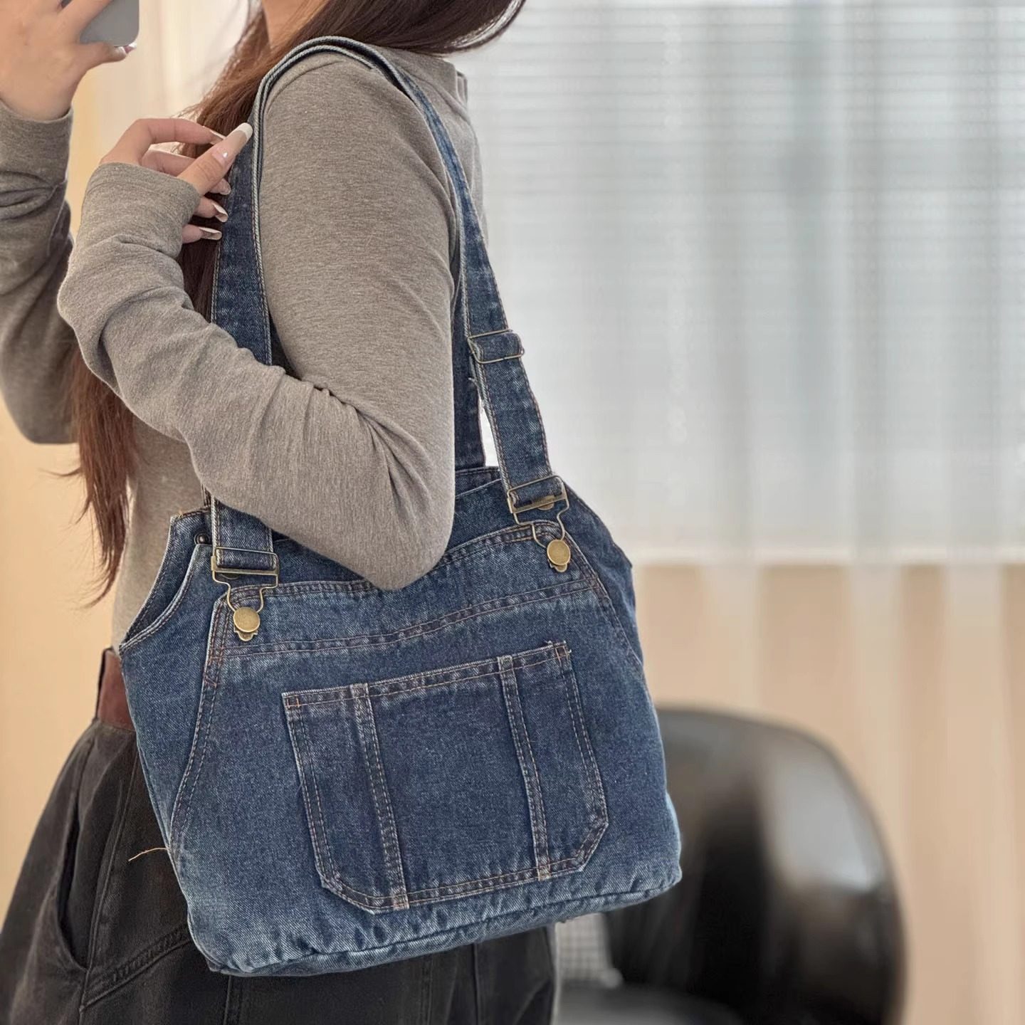 韩系复古文艺设计感背带牛仔托特包日常百搭通勤单肩手提帆布包袋