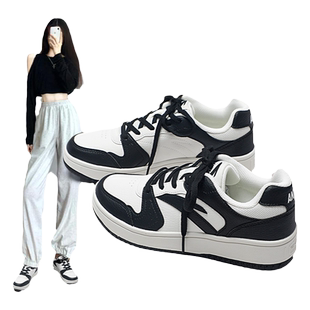 安踏板鞋女鞋2026新款春季厚底增高运动休闲鞋百搭潮小白鞋熊猫鞋