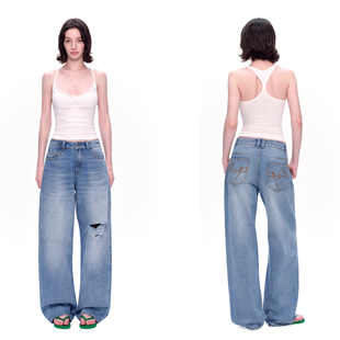 宽松百搭休闲直筒裤 100%棉浅蓝色破洞牛仔裤 PAGE EMPTY