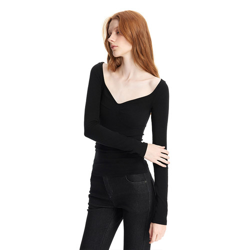 黑色修身弹力T恤贝壳结构