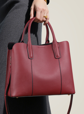 真皮手提包女2026新款大容量大气包包婚宴红色中年妈妈包单肩斜挎
